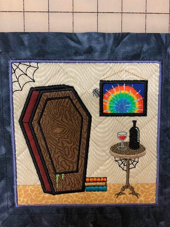 BOW Halloween Haunted House Quilt - Block 3 In the hoop machine embroidery designs